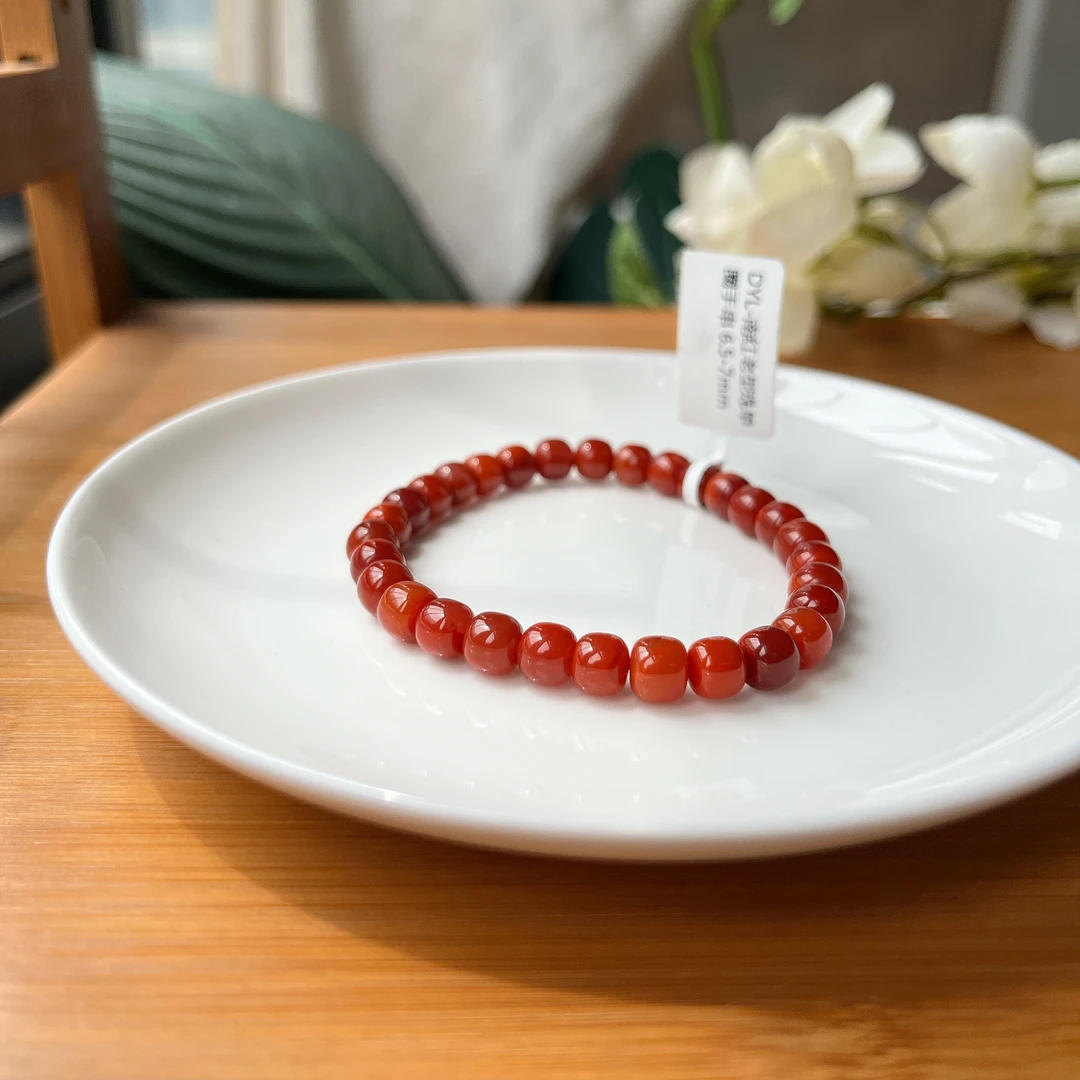 【郭老师】约6.5-7mm瓦西料牛血红南红老型珠单圈手串