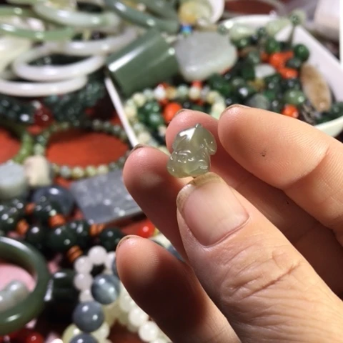 未镶嵌和田玉手机链