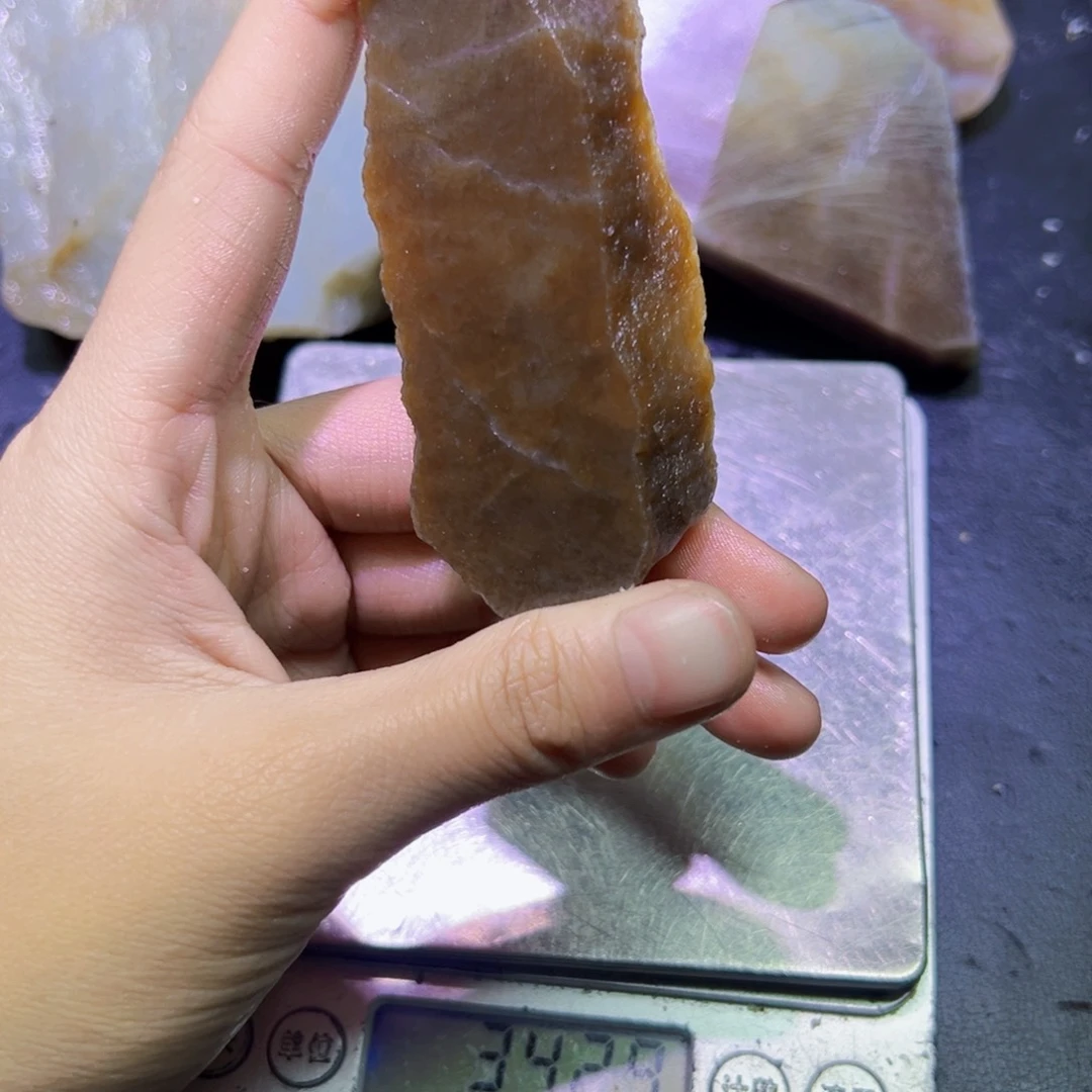 和田玉（糖玉）未镶嵌珠宝半成品
