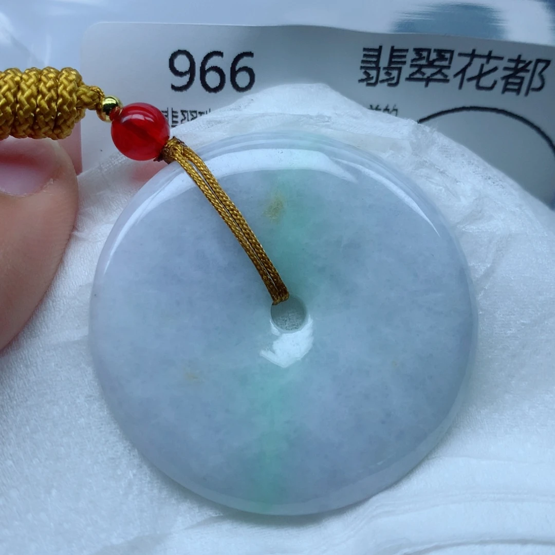 翡翠颈饰未镶嵌牌子