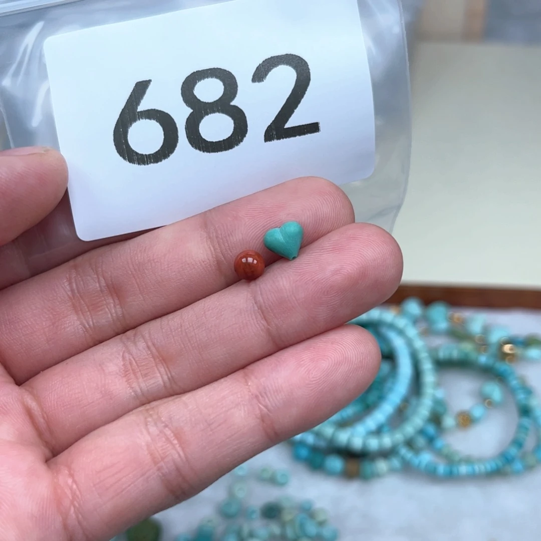 南红玛瑙未镶嵌珠宝奇石
