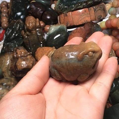 岫岩河磨玉（透闪石质玉）未镶嵌吊坠(不含链)