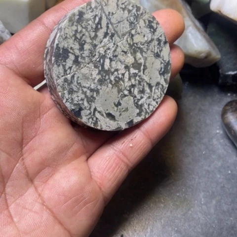 未镶嵌和田玉（糖玉）挂件