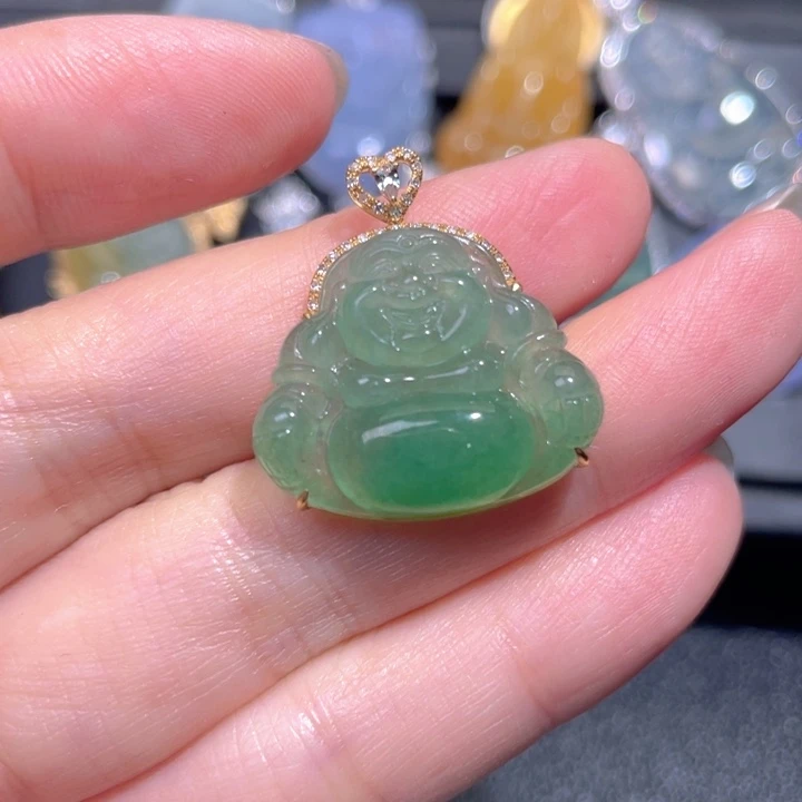 颈饰18K金镶嵌翡翠翡翠