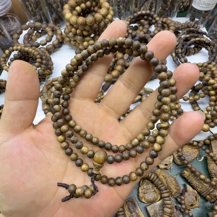 沉香沉香碎屑奇楠沉香金沙叶卡0.5多圈138颗99沉10.7克