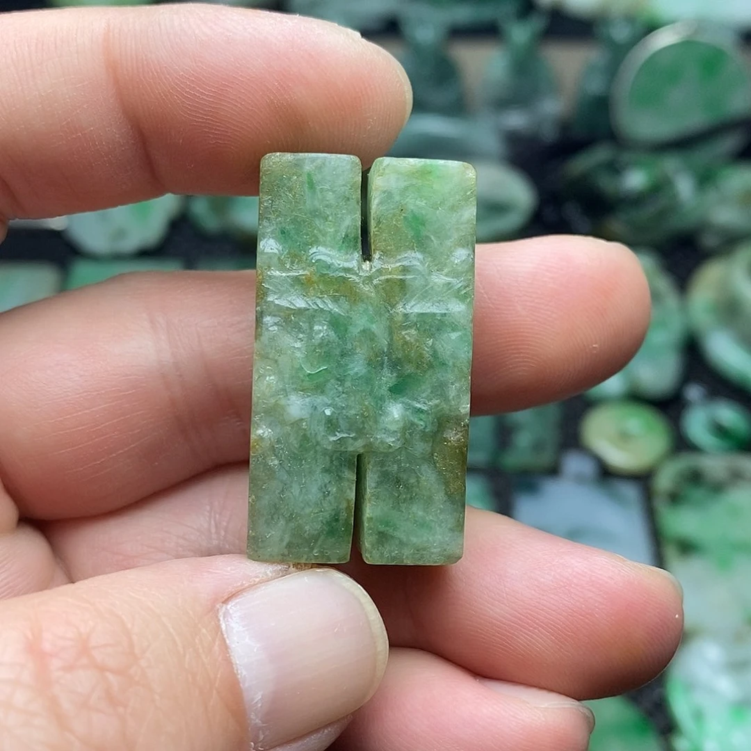 翡翠挂件未镶嵌缅甸天然翡翠双管勒子