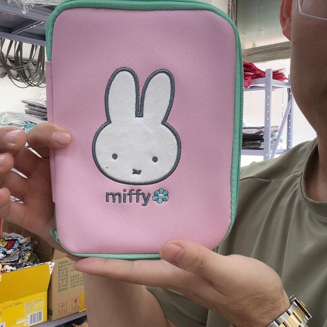 PU化妆包等各种产品