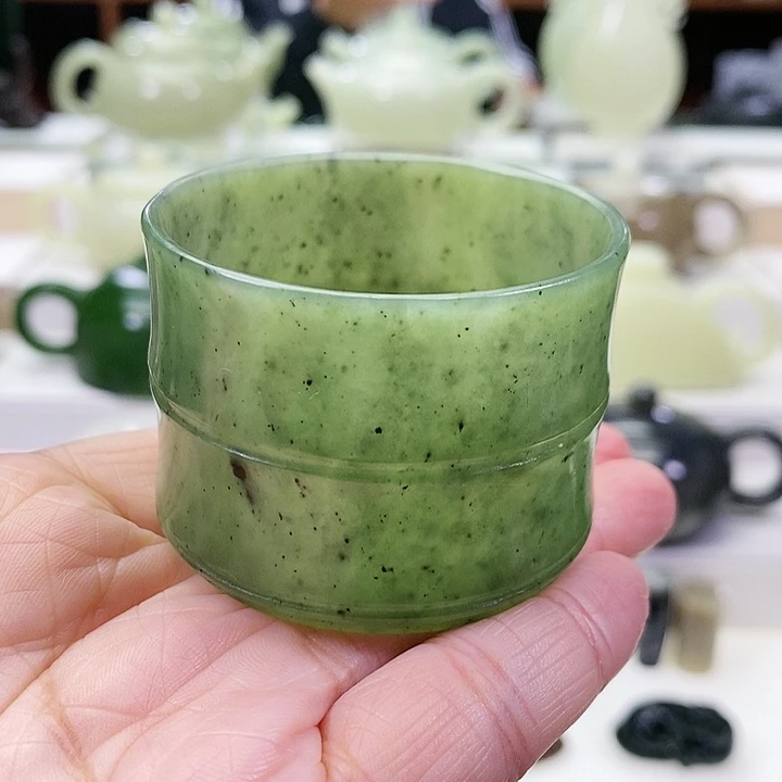 未镶嵌和田玉挂件茶杯70m l