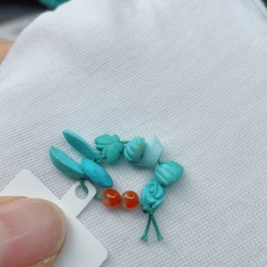 南红玛瑙未镶嵌珠宝奇石