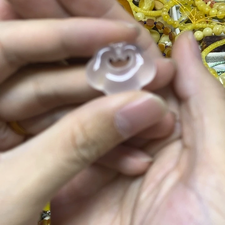 南红玛瑙未镶嵌吊坠