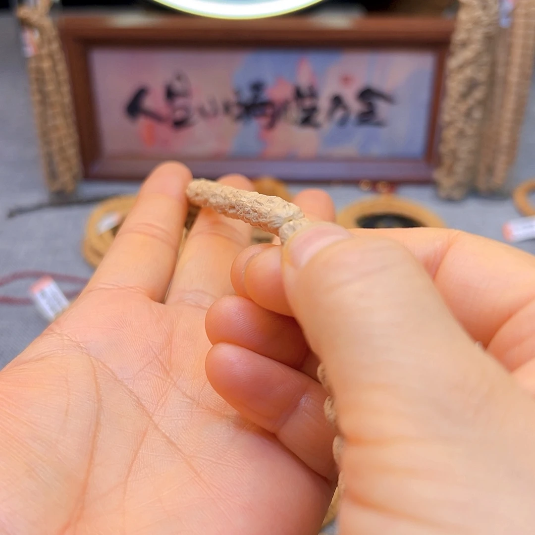 涛***儿柏香籽/百香籽吊坠