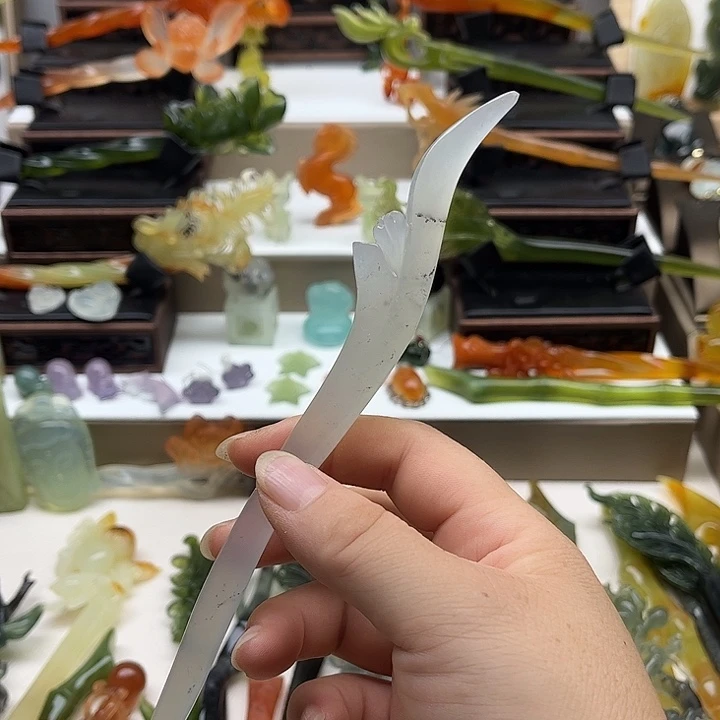 蛇纹石玉未镶嵌岫玉发簪