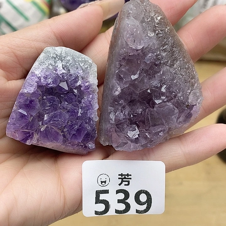 紫晶未镶嵌大型摆件（非配饰）
