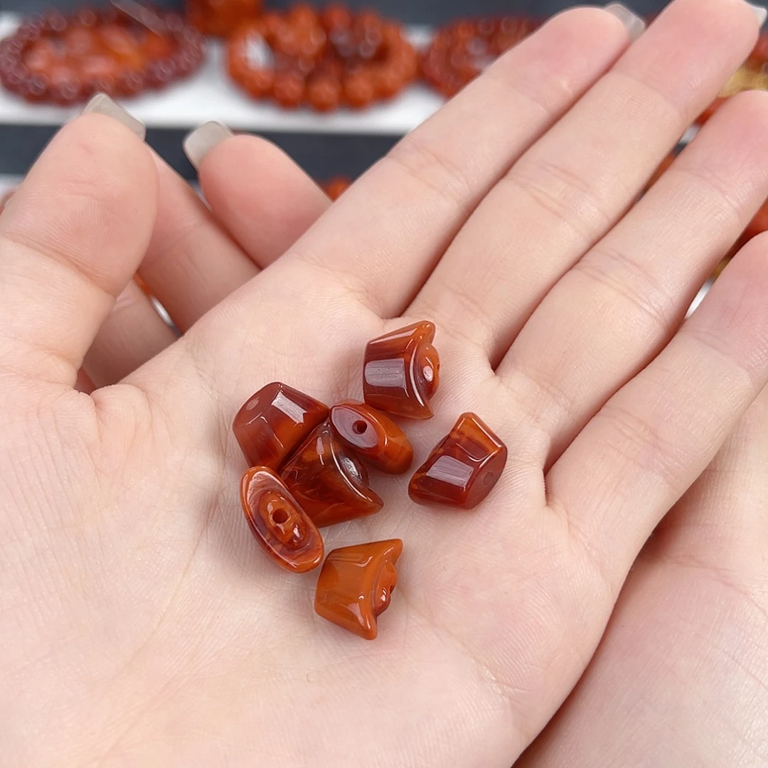 南红玛瑙未镶嵌瓦西元宝（多样性发其一）