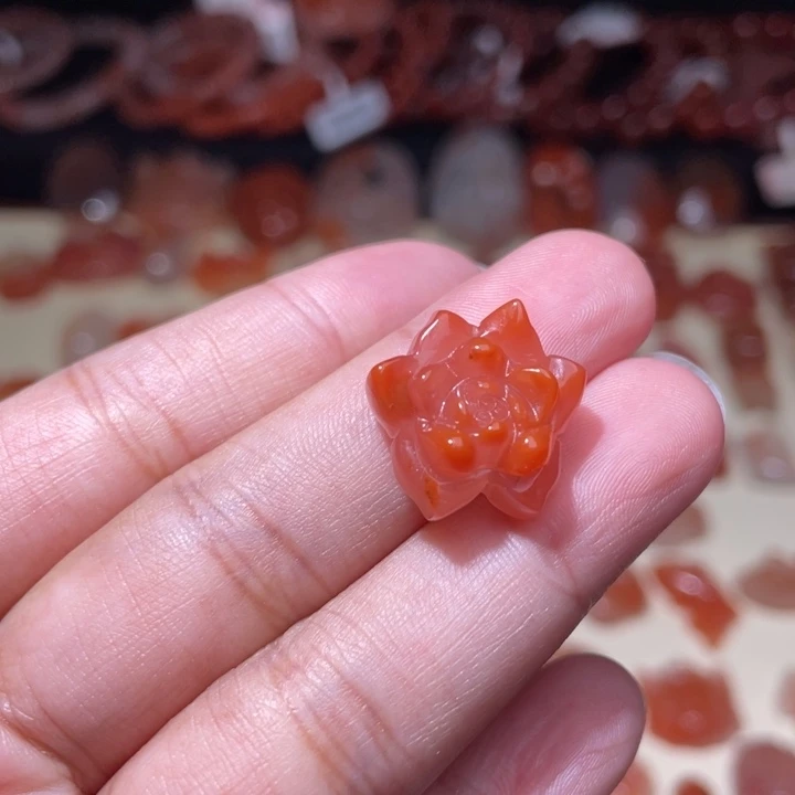 南红玛瑙其他未镶嵌莲花通孔1614