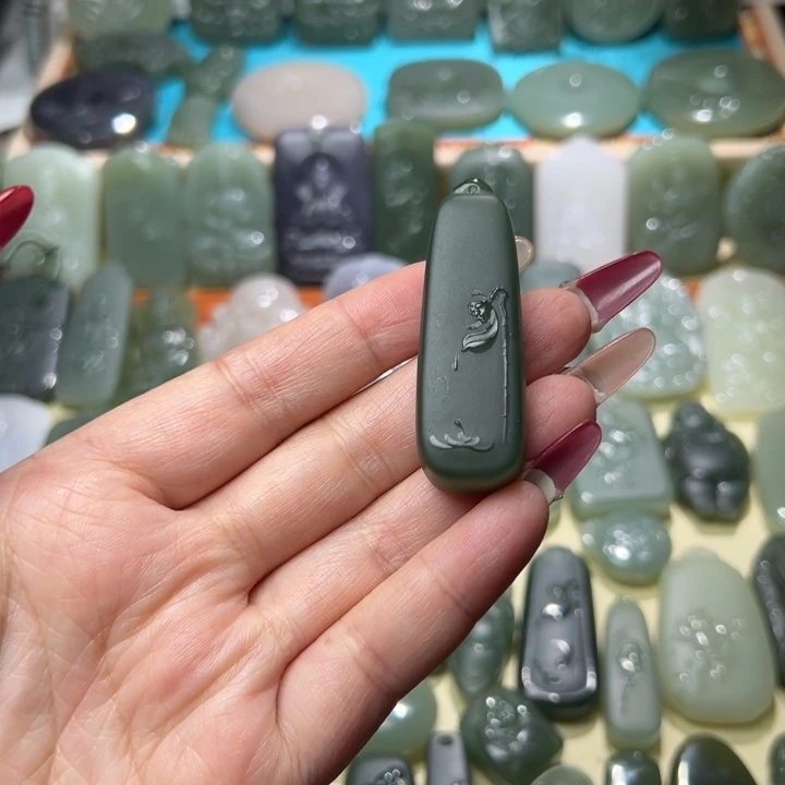 【闪购商品】和田玉颈饰未镶嵌