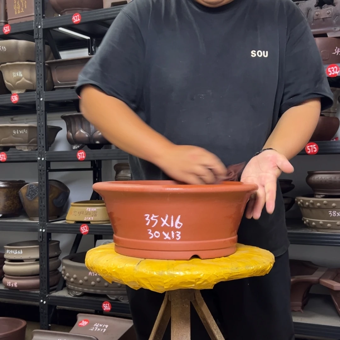 紫砂花盆呜呜呜呜呜