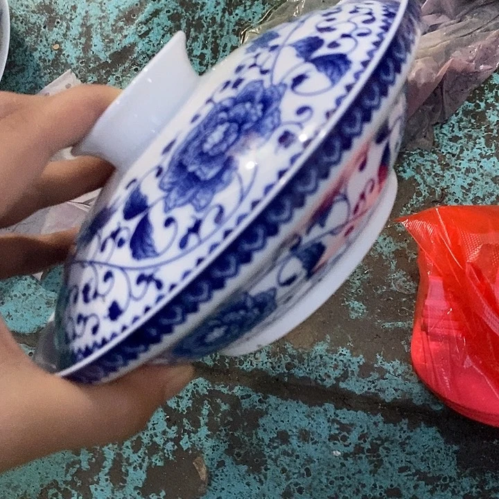 摆件青花缠枝莲矮款合合器