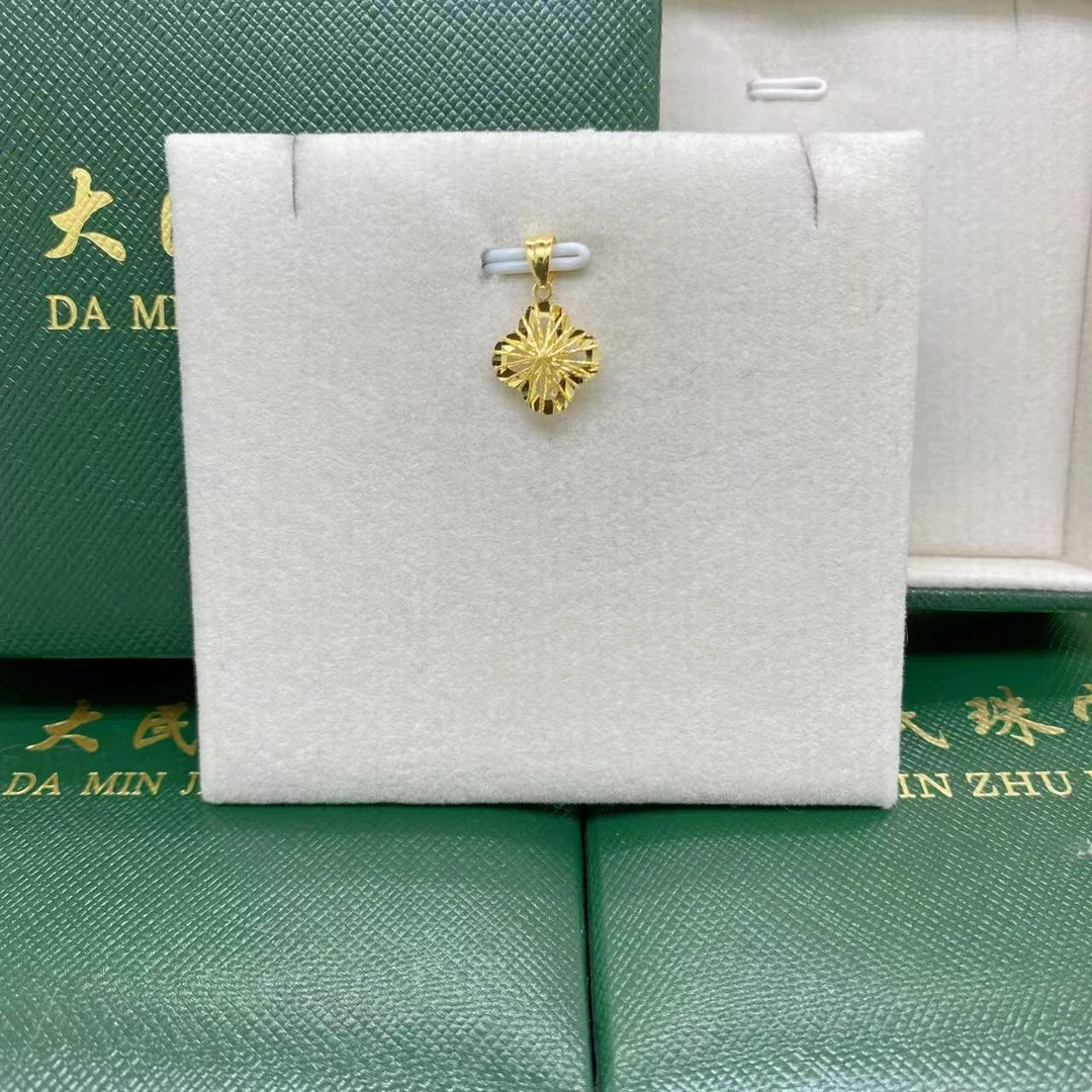 #7468漂亮18K金Au750精品花丝四叶草吊坠气质时尚圣诞