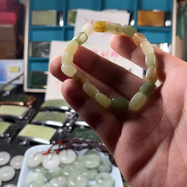 未镶嵌和田玉珠宝半成品