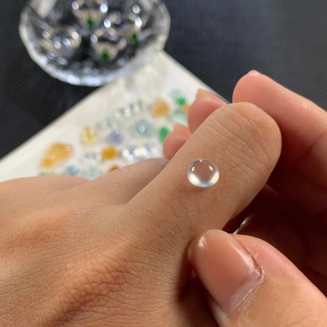 翡翠未镶嵌颈饰6.8×6.2×3.5