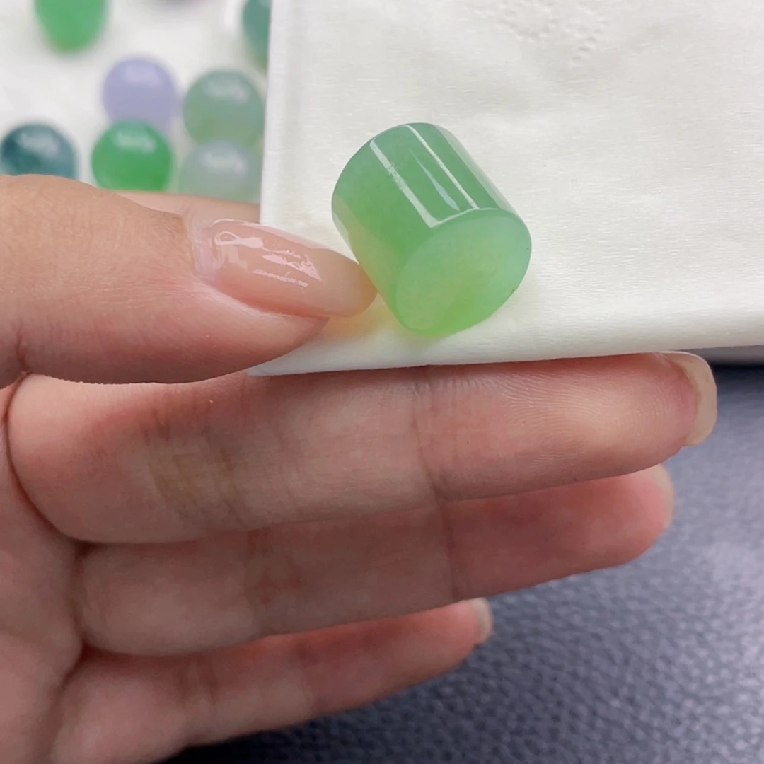 乐***乐定制翡翠未镶嵌2389