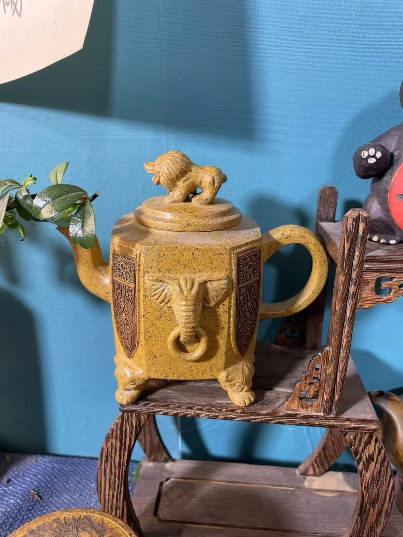 宜兴紫砂威震八方