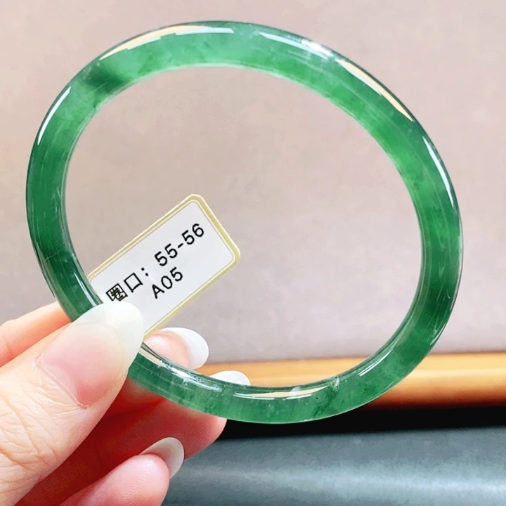翡翠未镶嵌手镯翡翠手镯12