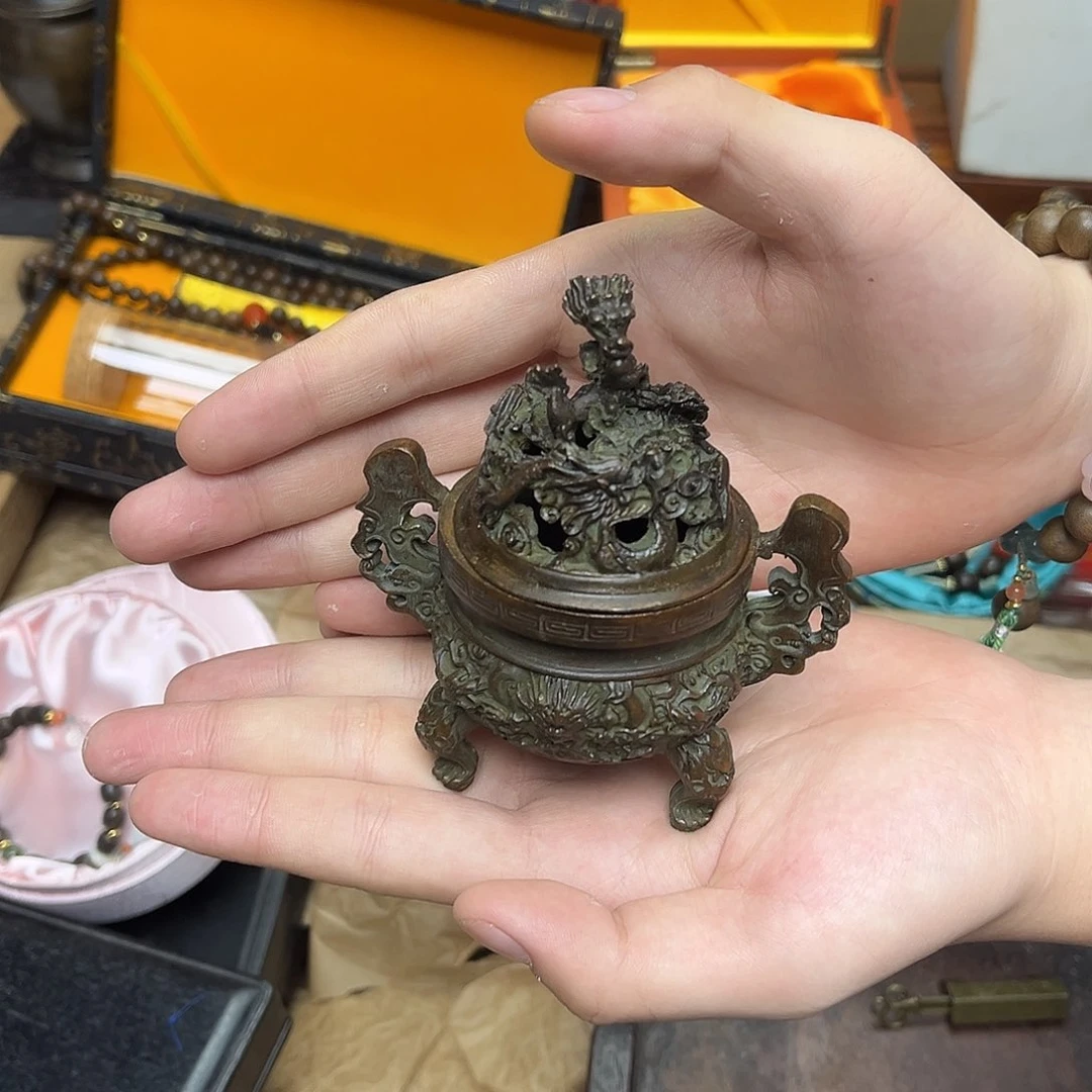 大叶紫檀（黑酸枝木类）