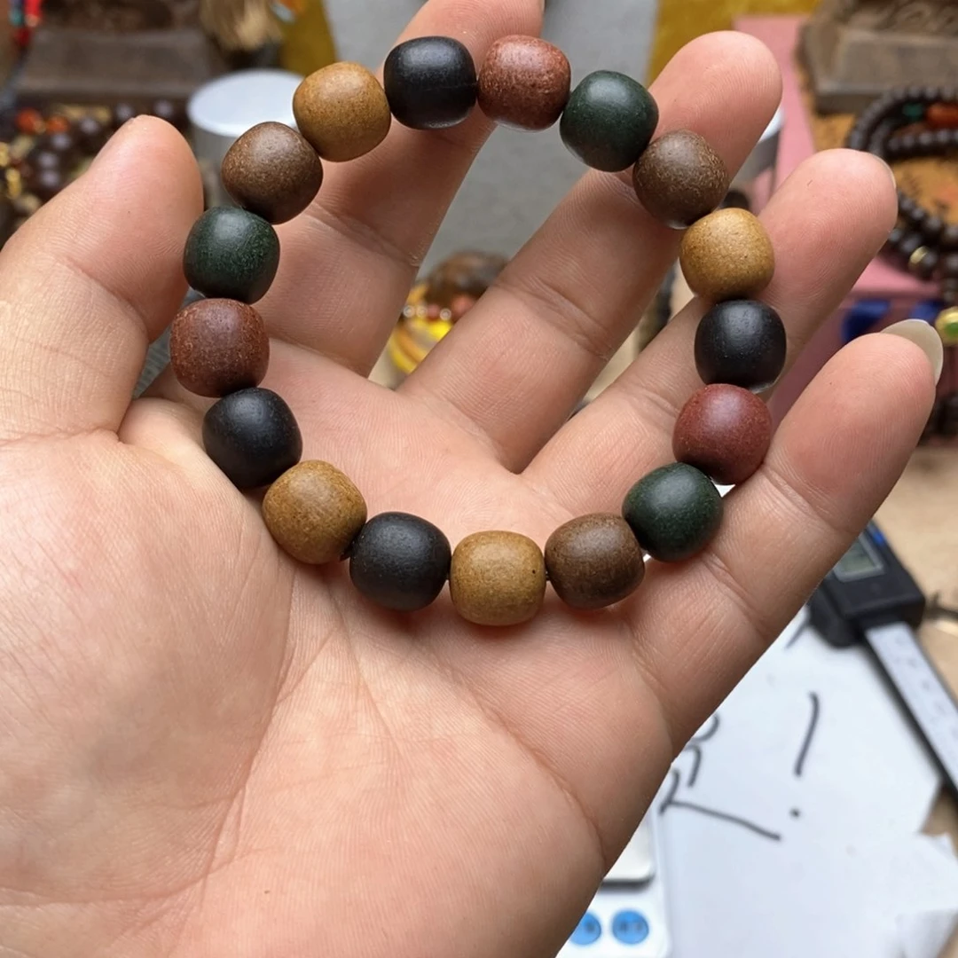 大叶紫檀（黑酸枝木类）