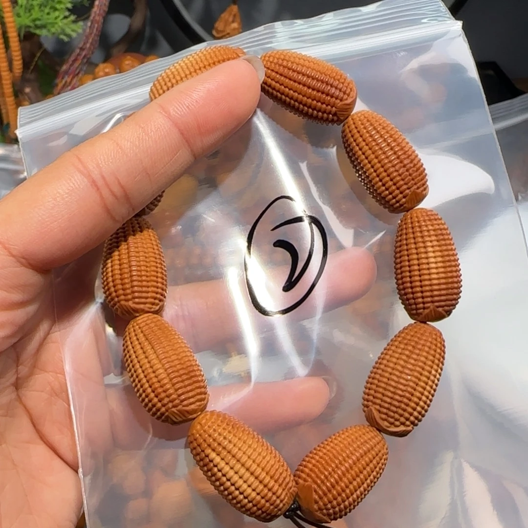 手串/手链橄榄核福利待遇