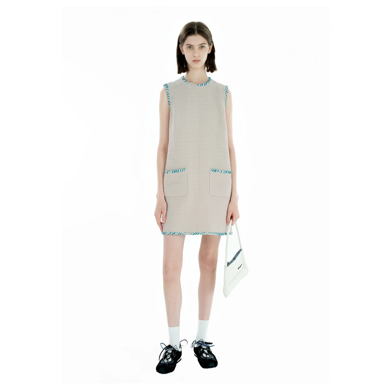 IIIVIVINIKO 2025SS"花式纱线"粗花呢无袖连衣裙M510608124A