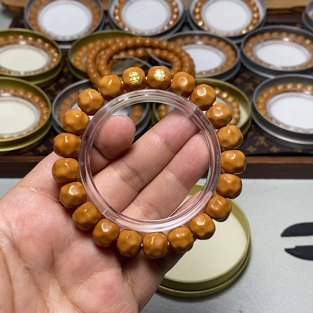 猴头核桃手串17号18k双标毕业小奶酪11左右