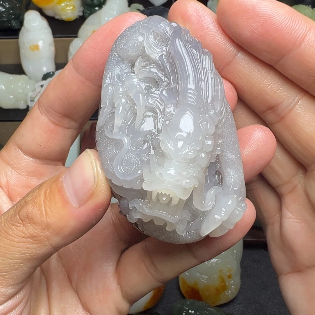 和田玉未镶嵌把件