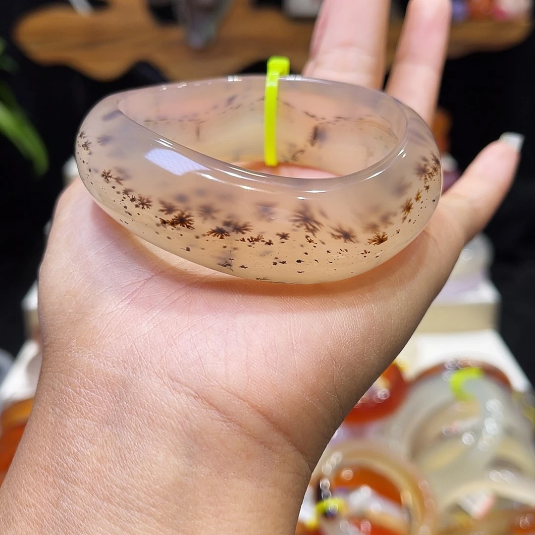 手镯玛瑙/玉髓未镶嵌