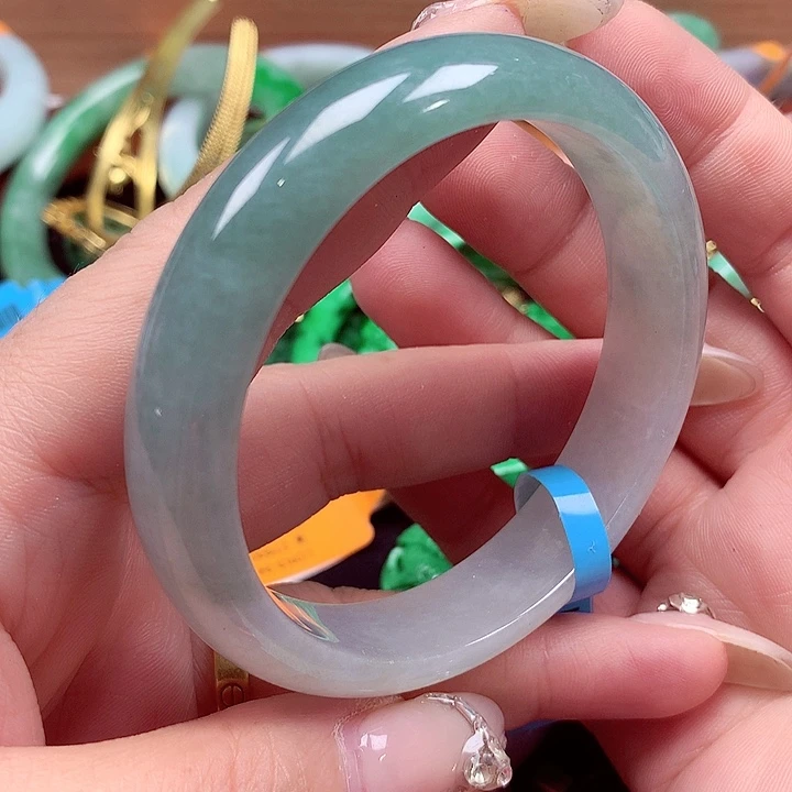 未镶嵌手镯翡翠翡翠手镯
