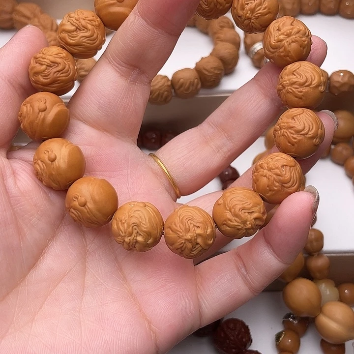 微瑕毒液恶僧 15左右