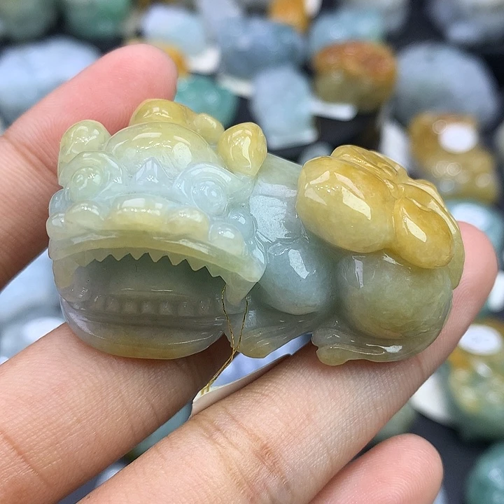 ༊***歖颈饰未镶嵌翡翠天然缅甸翡翠