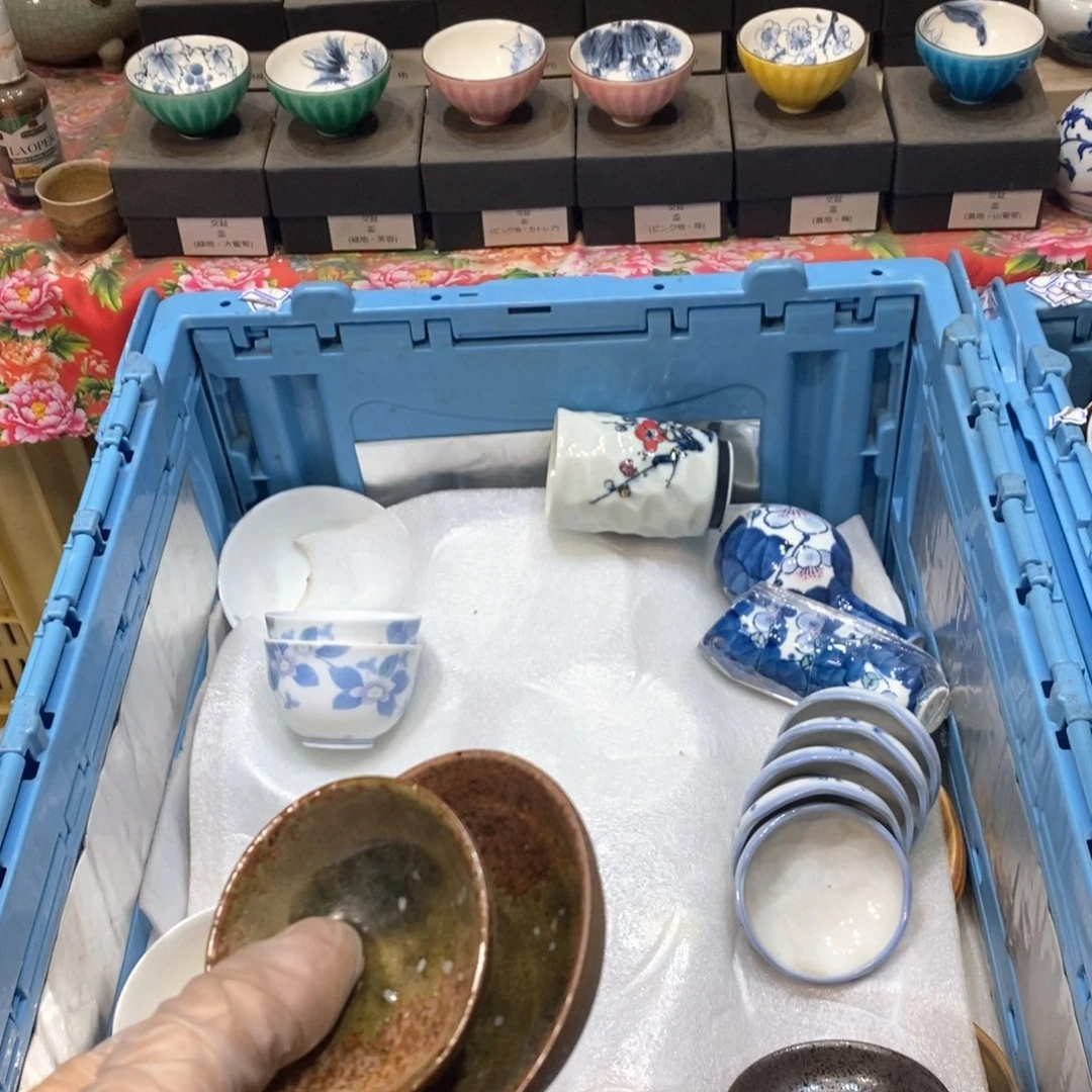 瓷片骄****p沉甸甸的点点滴滴