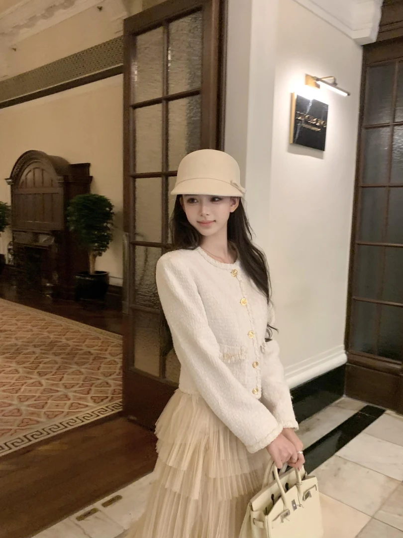 法式复古气质小香风短外套女高腰显瘦宫廷风不规则纱裙半身裙套装