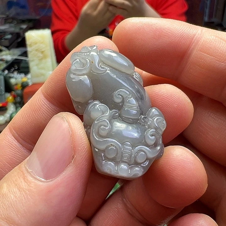 和田玉未镶嵌戒指貔貅