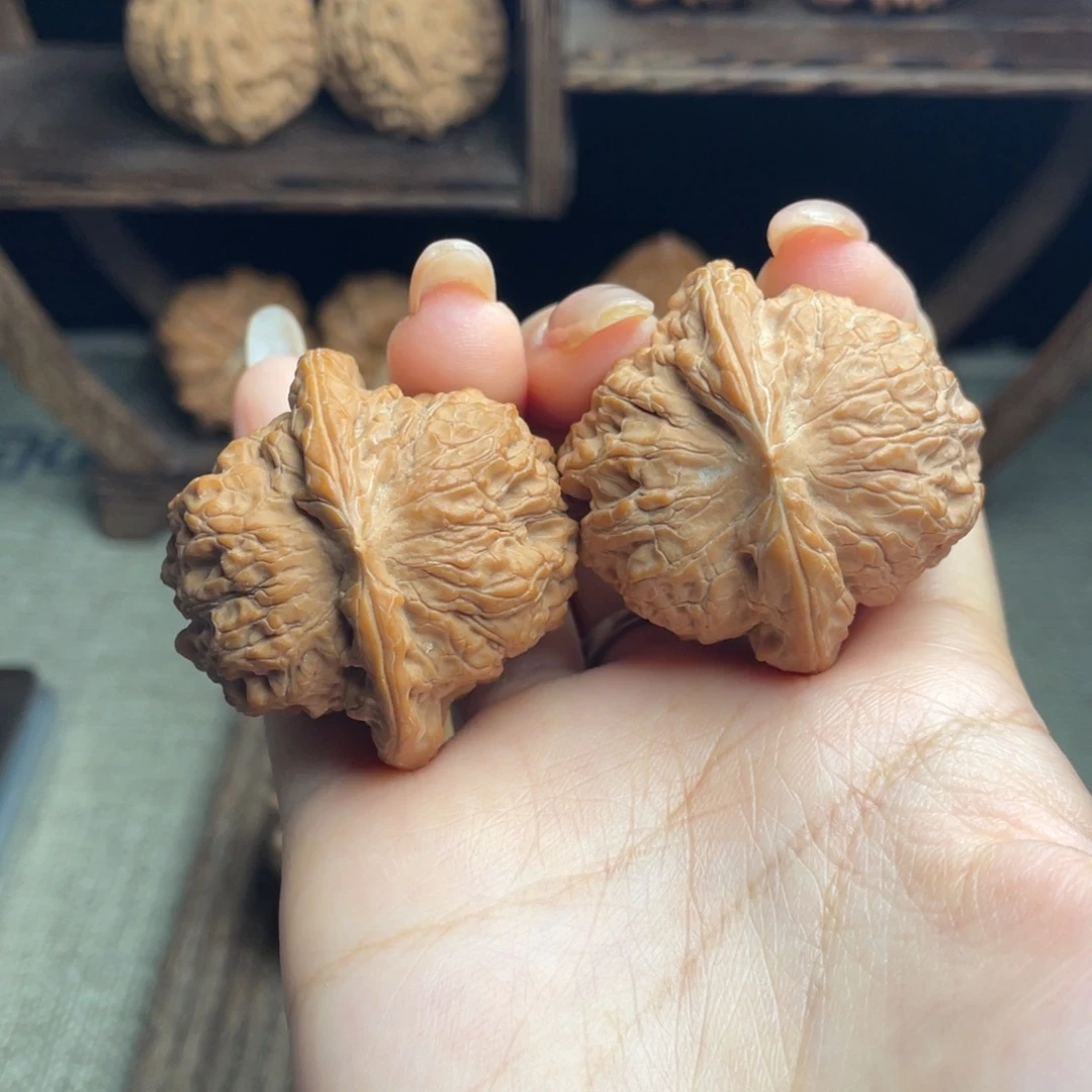 吊坠文玩核桃血麒麟40 全品白茬精配毕业红皮