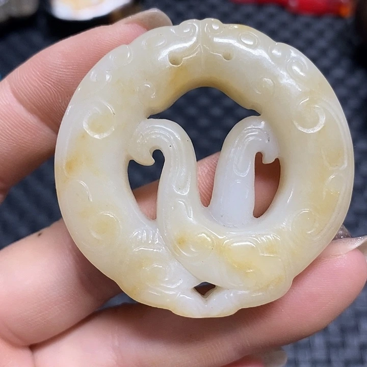 龙脊菩提吊坠