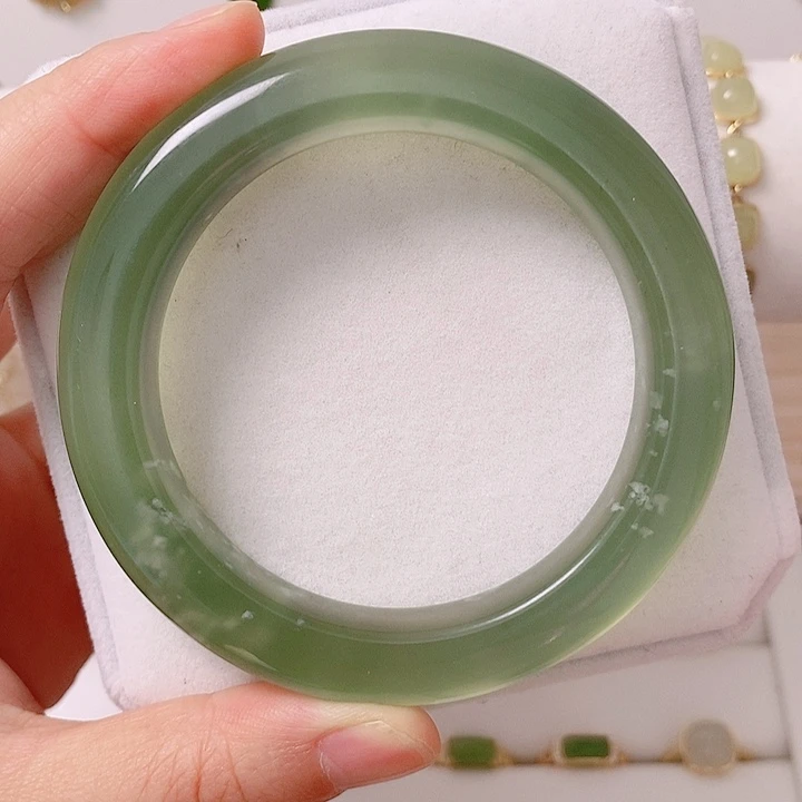 未镶嵌蛇纹石玉手镯圈口56