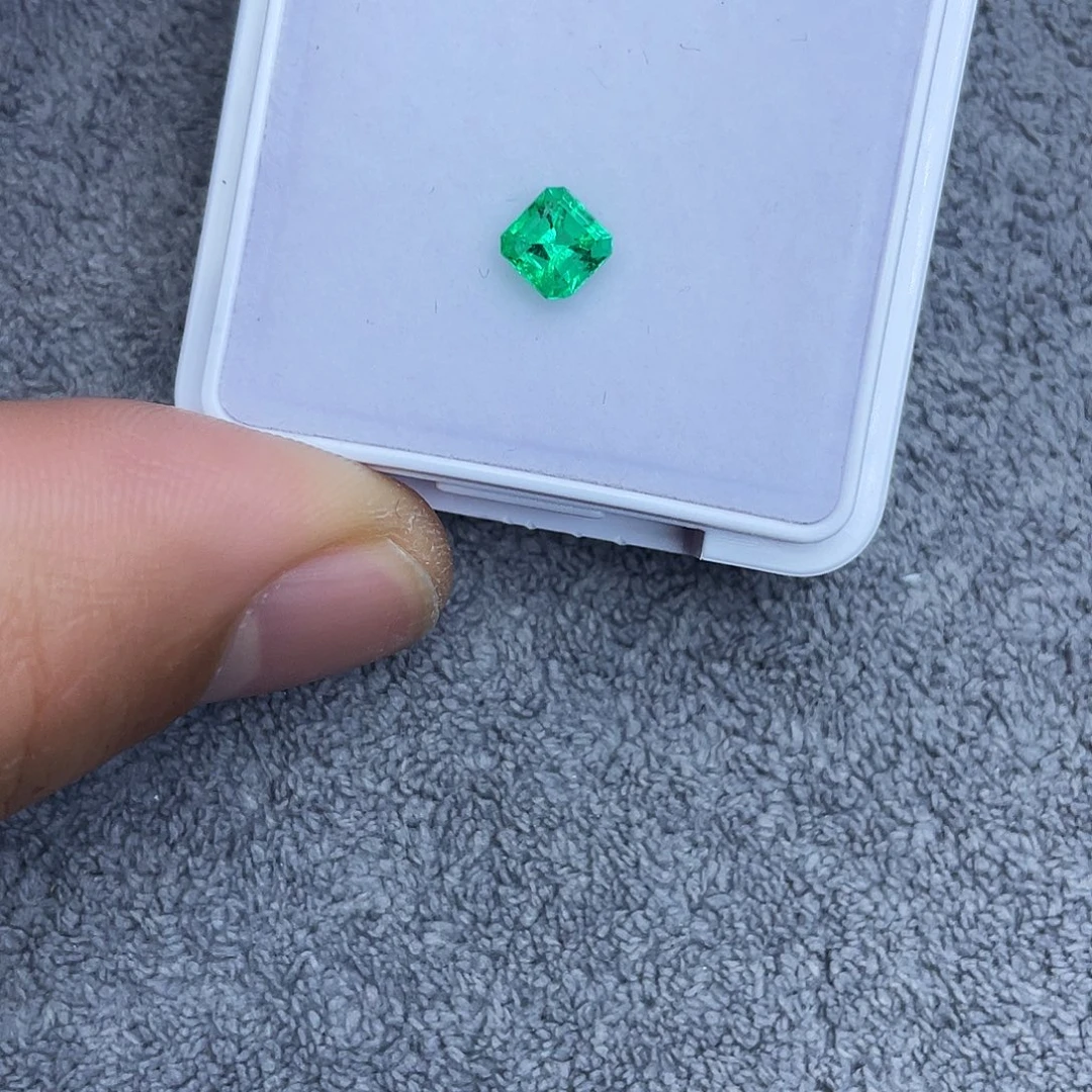 祖母绿裸石0.612Ct
