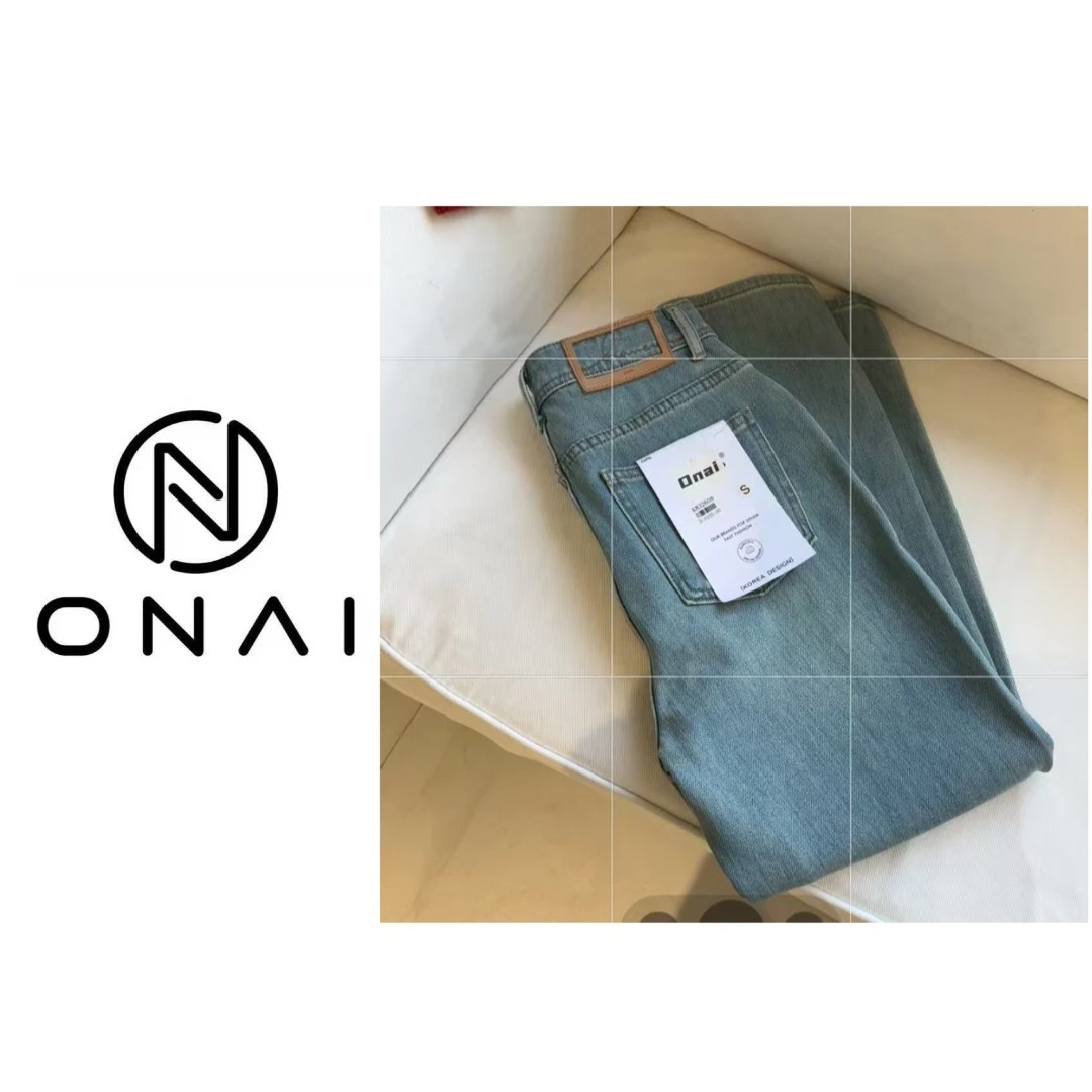 【Onai】新款刺绣带标天蓝色百搭时尚九分直筒牛仔裤83260