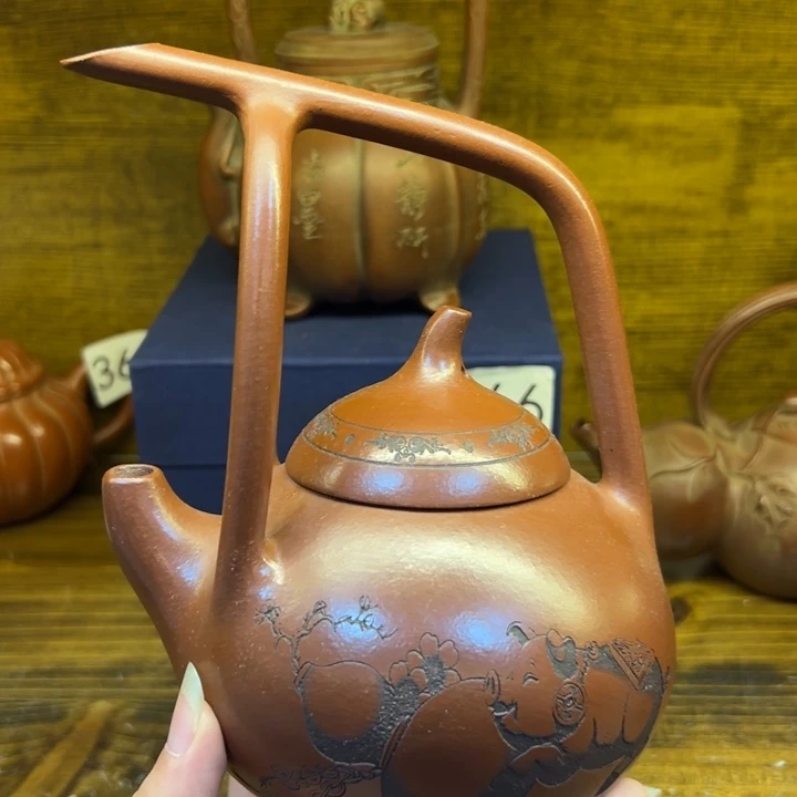 紫砂壶等艺术精品