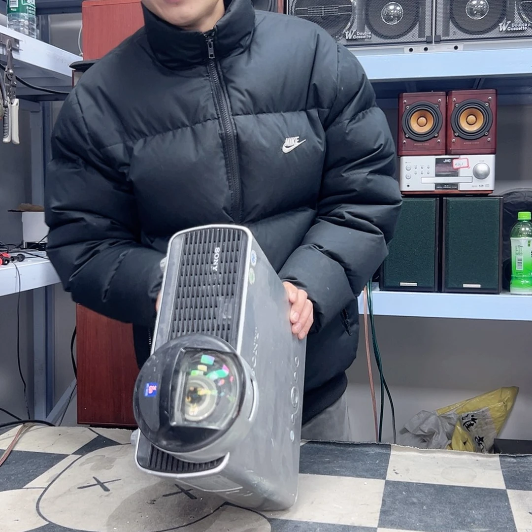 8新索尼投影二手不包邮