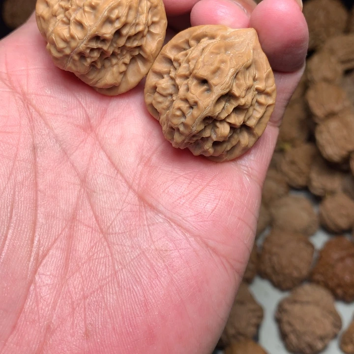 桃核吊坠全品34白蛇