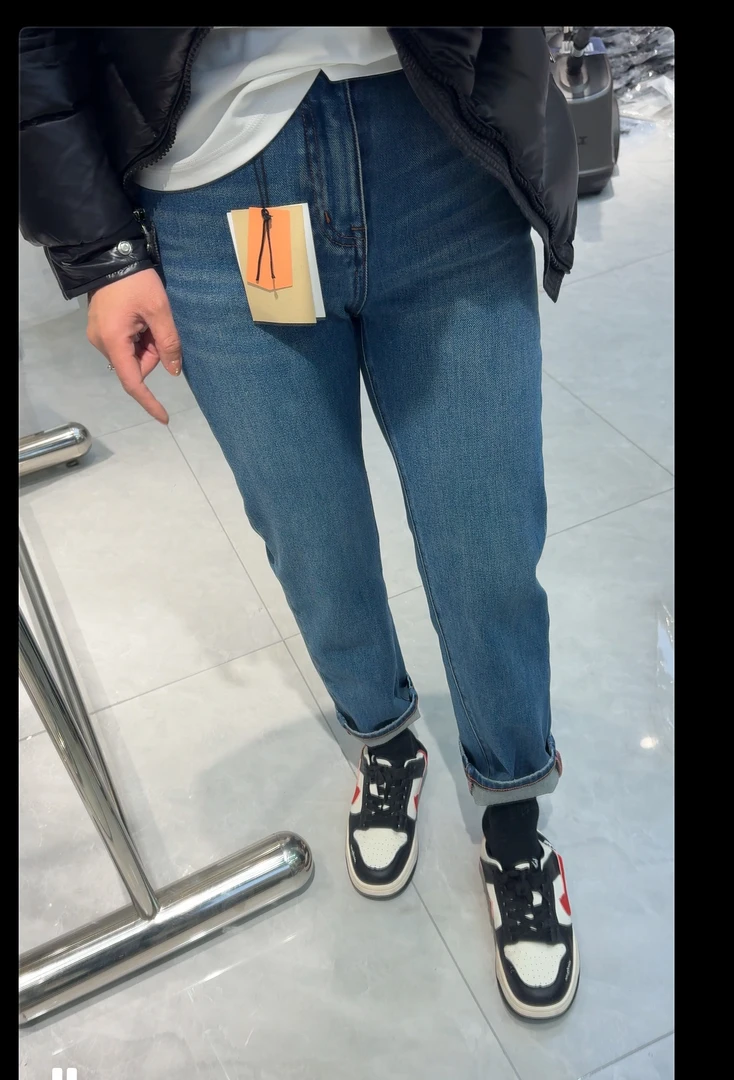 小娜自留款烟管裤微微弹312